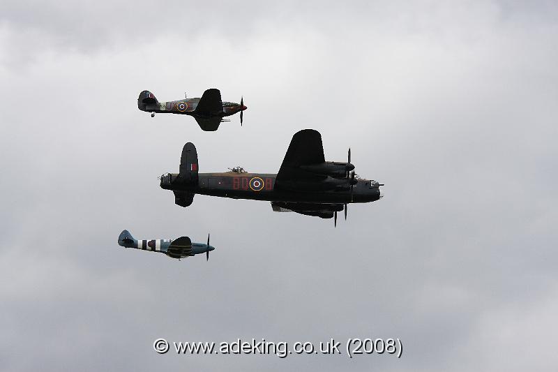 IMG_7999.JPG - Battle Of Britain Trio (Hurricane (L), Lancaster (C) & Spitfire (R))